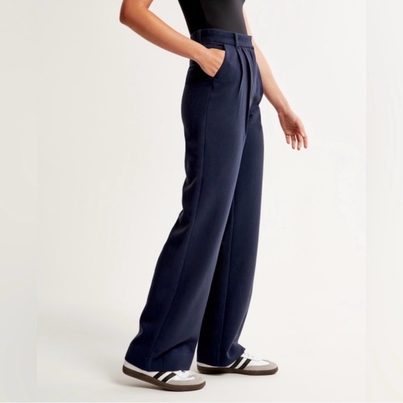 Abercrombie & Fitch Pants - Abercrombie & Fitch Curve Love Sloane Tailored Wide Leg Pant 30Tall/10T Navy NWT